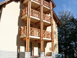 Barierki drewniane. Realizacja w apartamentowcu pod Szrenicą. Zdjęcie nr: 18