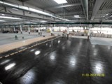 Podłogi drewniane w nowej hali firmy Hearing. Realizacja w Piotrkowie Trybunalskim. Zdjęcie nr: 81
