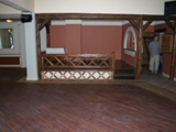 Podłogi drewniane w restauracji. Realizacja w Żarach. Zdjęcie nr: 11