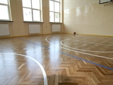 Renowacja i remont parkietu w sali gimnastycznej w Świdnicy.