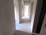 Realizacja podłogi drewnianej w mieszkaniu prywatnym w Zbąszynku. Zdjęcie nr: 3