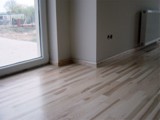 Realizacja podłogi drewnianej w mieszkaniu prywatnym. Zdjęcie nr: 5