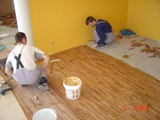 Podłogi drewniane w Salonie Toyoty. Realizacja w Gorzowie Wlkp. Zdjęcie nr: 51