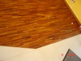 Podłogi drewniane w Salonie Toyoty. Realizacja w Gorzowie Wlkp. Zdjęcie nr: 4