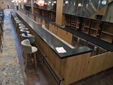 Podłogi drewniane w barze w Hotelu Mariott na Okęciu. Zdjęcie nr: 59