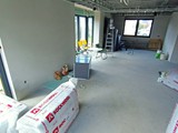 Realizacja podłogi drewnianej w mieszkaniu prywatnym w Zbąszynku. Zdjęcie nr: 1