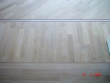 Realizacja podłogi drewnianej w mieszkaniu prywatnym w Zielonej Górze. Zdjęcie nr: 6