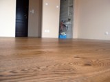 Podłoga drewniana z desek Dąb postarzany. Realizacja w Gorzowie Wlkp. Zdjęcie nr: 2