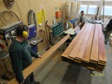 Produkcja desek tarasowych i elewacji drewnianej na warsztacie. Zdjęcie nr: 2