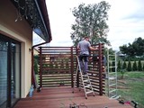 Taras drewniany, balkon i przepierzenia. Realizacja w Starym Kurowie. Zdjęcie nr: 6